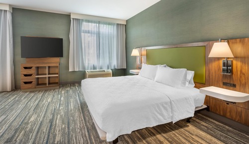 Suite estudio, 1 cama de matrimonio grande, accesible para personas con discapacidad