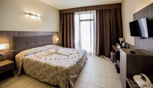 Habitación clásica con 1 cama doble o 2 individuales, 1 habitación