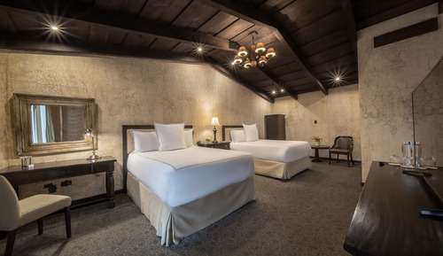 Premium 2 Queen Beds