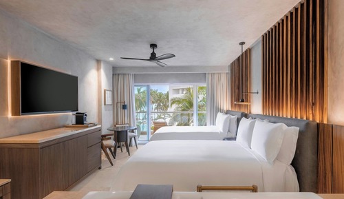 Habitación Deluxe, 2 camas dobles, balcón, vistas al mar (Guest Room)