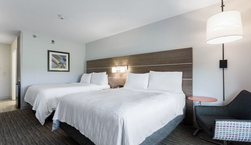 Suite, 2 camas de matrimonio, accesible para personas con discapacidad (Comm, Tub)