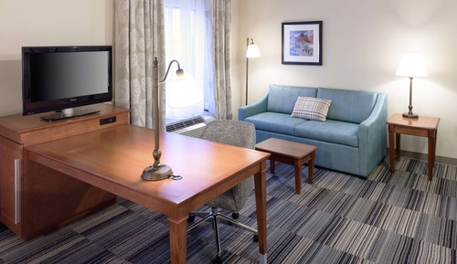 Estudio, matrimon. grande con sofá cama