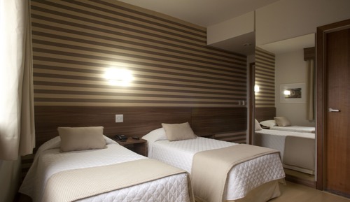 Habitación superior con 2 camas individuales