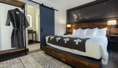 Habitación Deluxe, 1 cama de matrimonio grande (Betty)