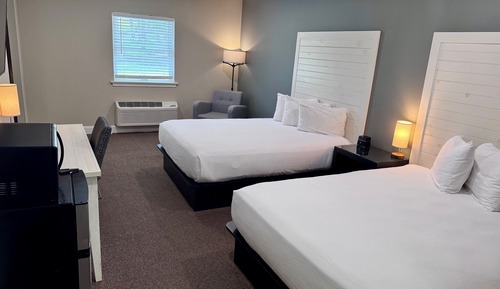 Habitación clásica con 2 camas individuales, 2 camas de matrimonio, vistas al jardín