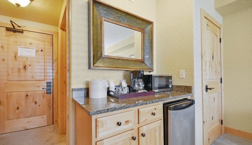 Habitación, 2 camas de matrimonio (Silverado Lodge)