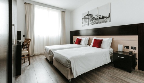 Habitación con 2 camas individuales