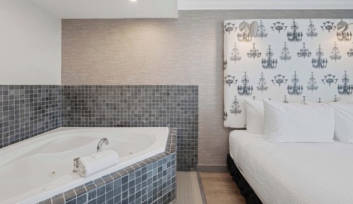 Suite Grand, 1 cama de matrimonio grande con sofá cama, cocina (Jacuzzi)