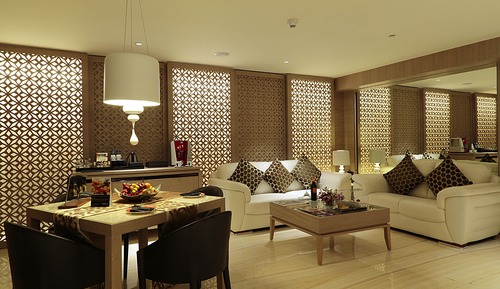 Uranus City View Suite with Bath Tub - King Bed