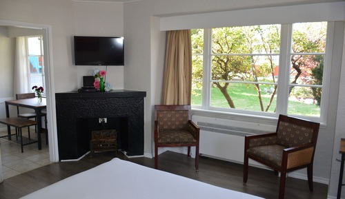 Suite estudio clásica, cocina básica