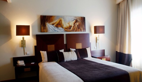 Habitación estándar con 1 cama doble o 2 individuales, vistas al canal