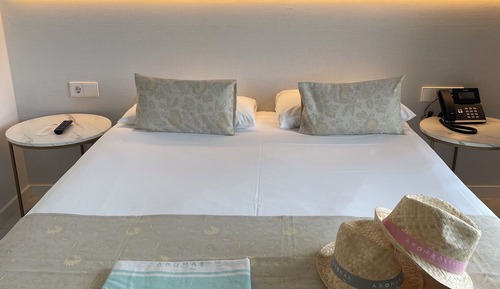 Habitación Familiar confort comunicada, balcón, vista mar