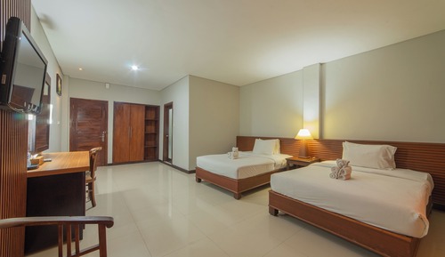 Habitación superior con 1 cama doble o 2 individuales