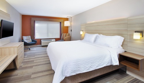 Suite, 1 cama de matrimonio grande con sofá cama, bañera accesible (Mobility, Accessible Tub)