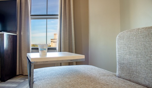 Habitación estándar, 1 cama de matrimonio grande, vistas al río (High Floor)