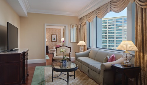 Suite Club, 1 cama de matrimonio grande, vistas al jardín