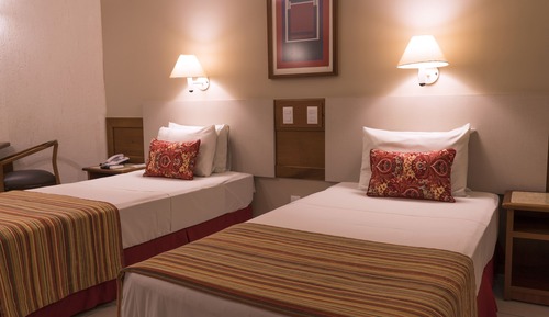 Habitación estándar con 2 camas individuales