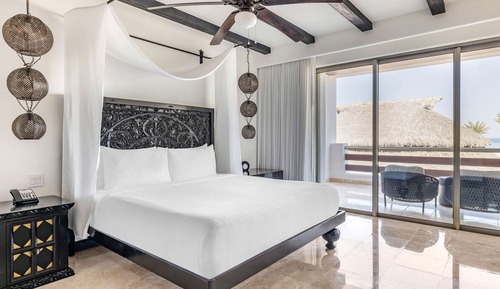 3 BEDROOM 2 KINGS 1 QUEEN OCEAN VW PENTHOUSE