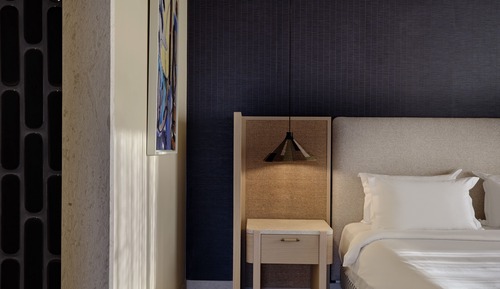 Signature Frontal Sea View Suite Hydro Plunge Pool