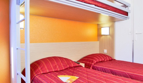 Habitación estándar, varias camas (1 Double and 1 Single bed)