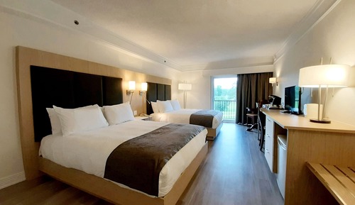 Habitación Signature, 2 camas de matrimonio, junto a la montaña