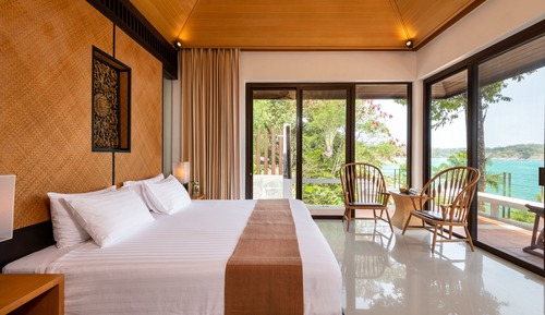 Deluxe Pavilion Beachfront Room