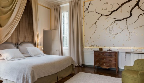 Suite de lujo, terraza (Roseraie)