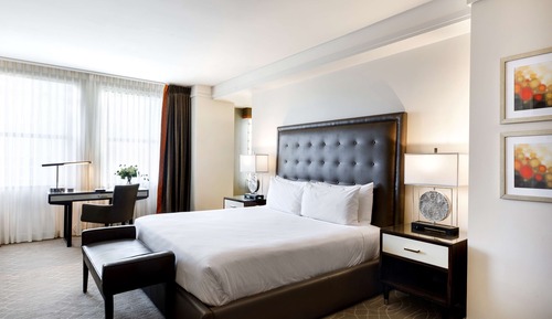 Habitación superior, 1 cama de matrimonio grande, en esquina