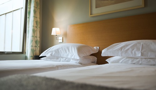 Habitación superior con 1 cama doble o 2 individuales