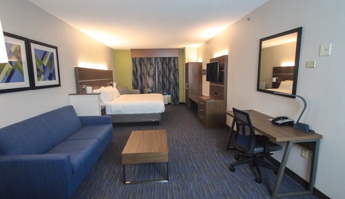 Suite, 1 cama de matrimonio grande con sofá cama