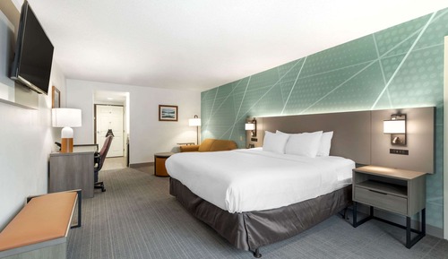 Habitación, 1 cama de matrimonio grande con sofá cama, no fumadores (Accessible Tub)