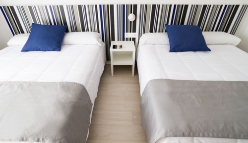 Habitación cuádruple estándar (3+1)