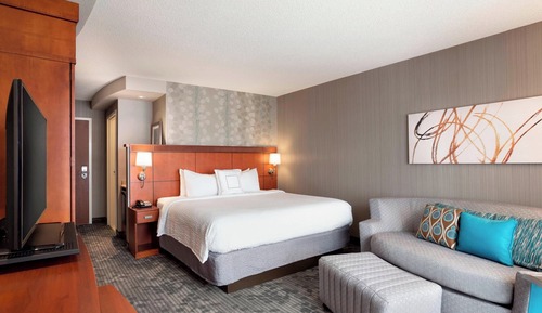 Habitación, 1 cama de matrimonio grande con sofá cama, balcón