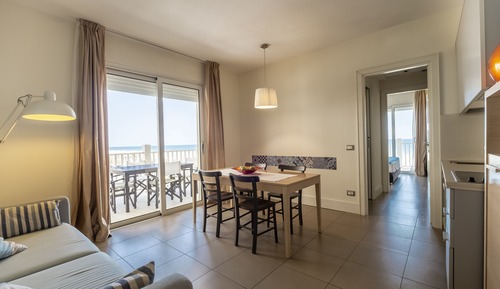 Suite, balcón, vistas al mar