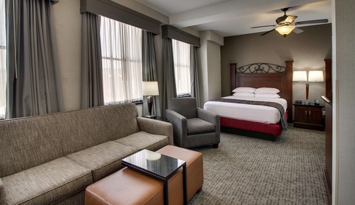 Habitación Deluxe, 2 camas de matrimonio, frigorífico y microondas (Sofa Bed)