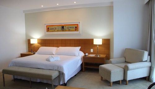 Suite, 1 cama de matrimonio grande, vistas parciales al mar