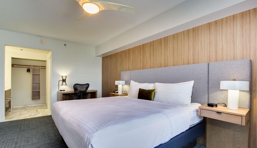 Suite 1 dorm. cama matrim. extragr.