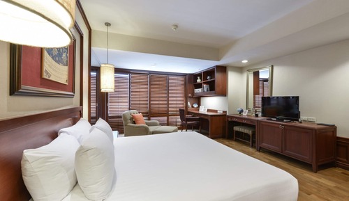 1 Bedroom Grand King Bed