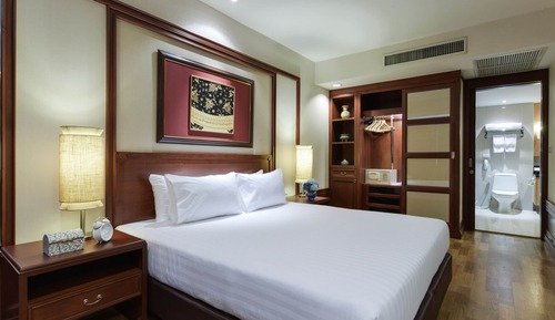 1 Bedroom Suite King Bed