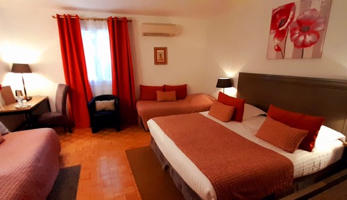 Habitación cuádruple clásica