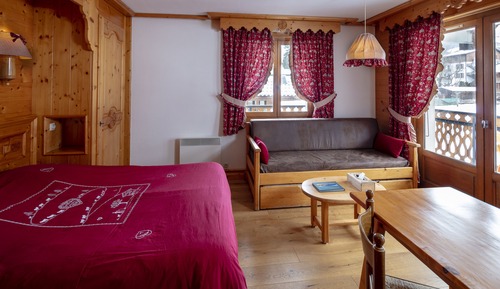 Habitación doble, en edificio anexo