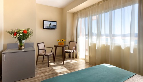 Habitación doble superior (+ Supletoria, 2 Adultos y 1 Niño)