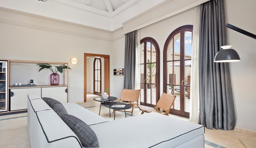 Suite (Presidential The Level (2+1))