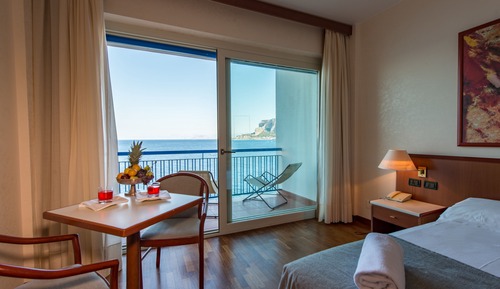 Suite, 1 cama doble o 2 individuales