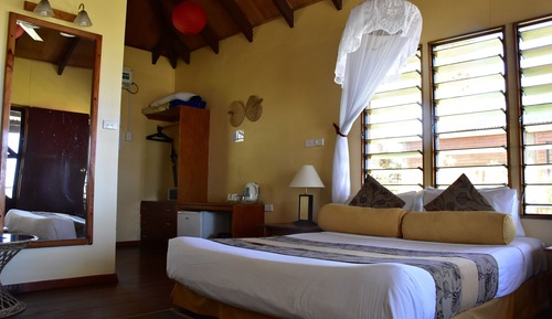 Bungalow, frente a la playa (Beach Front Bure)