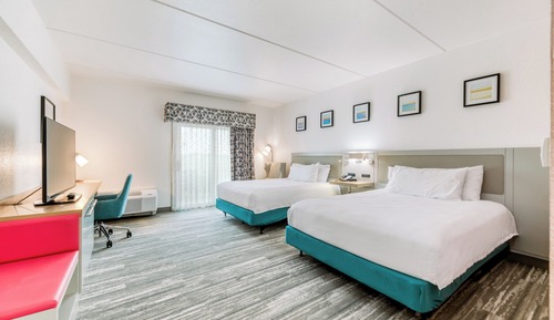 Habitación, 2 camas de matrimonio (Mobility/Hearing Accessible RI Shower)