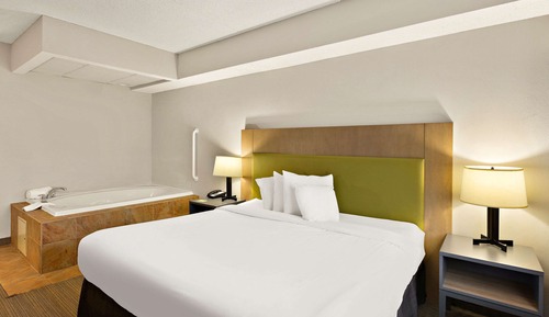 Suite, 1 cama de matrimonio grande, accesible para personas con discapacidad (NonSmoking  )