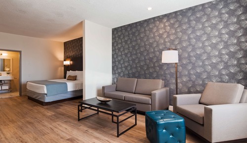 Suite, 1 cama de matrimonio grande con sofá cama, no fumadores, frigorífico (with Sofabed)