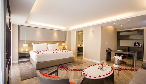 Habitación Deluxe, 1 cama de matrimonio grande con sofá cama