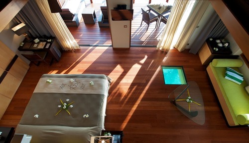 Bungalow, sobre el agua